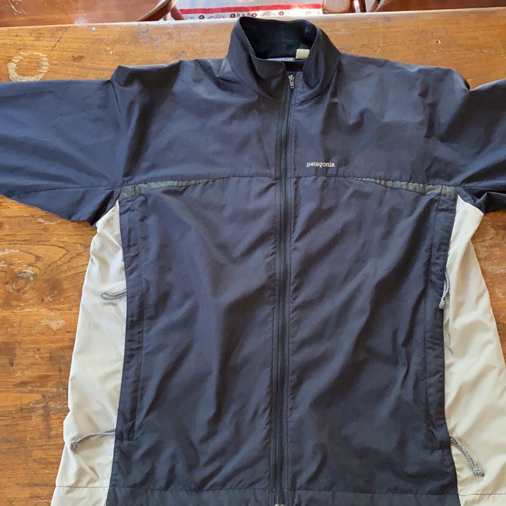 Men’s Patagonia ventilation jacket - Picture 5 of 7